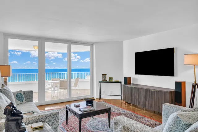 500 S Ocean Boca Unit 1006 photo 2