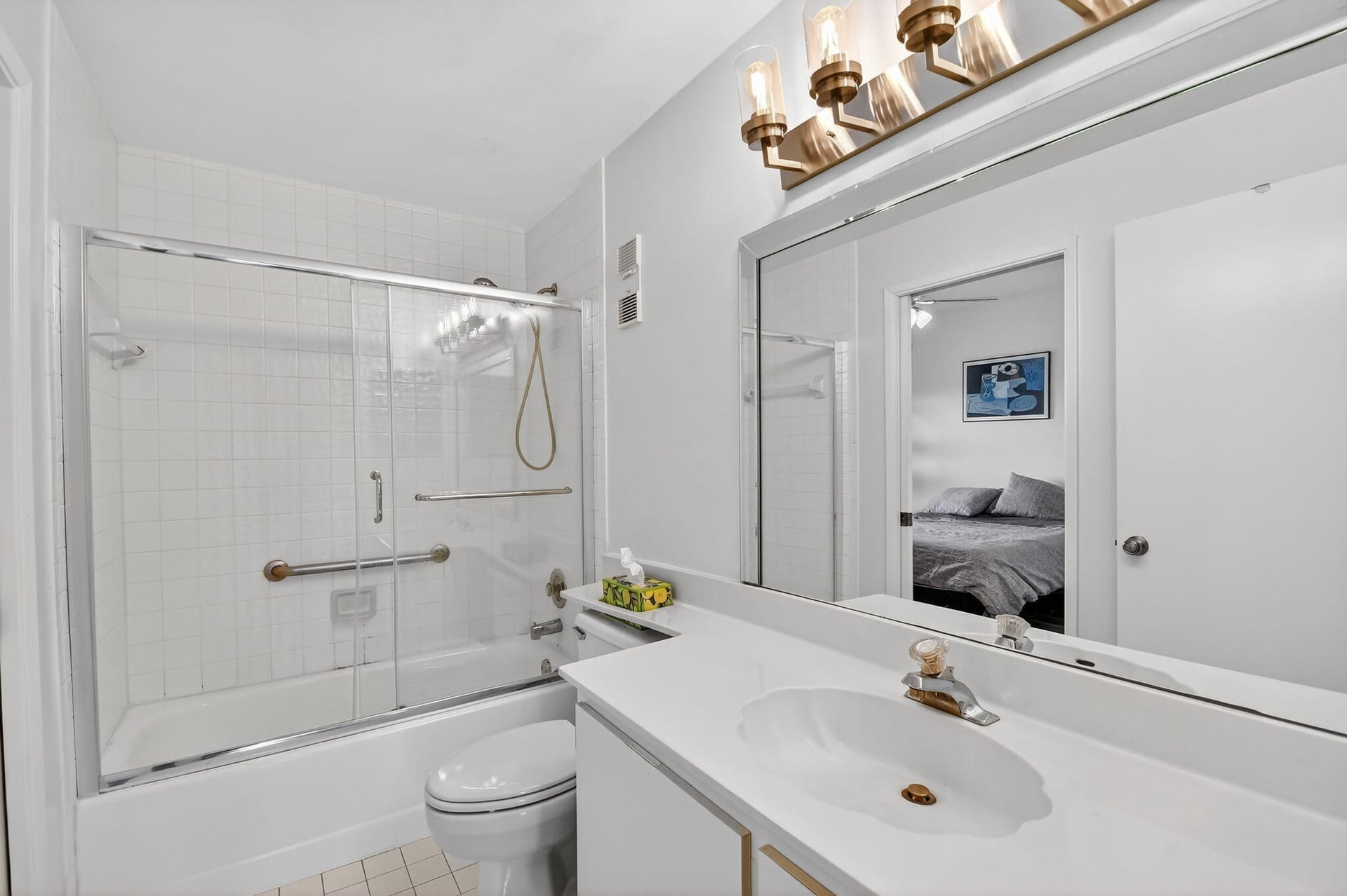 Unit 402 photo 31