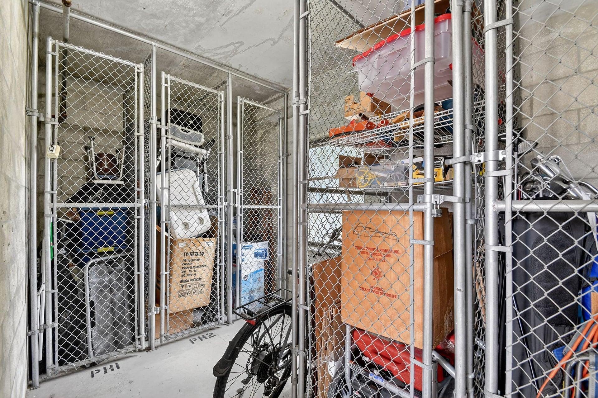 Unit 402 photo 33