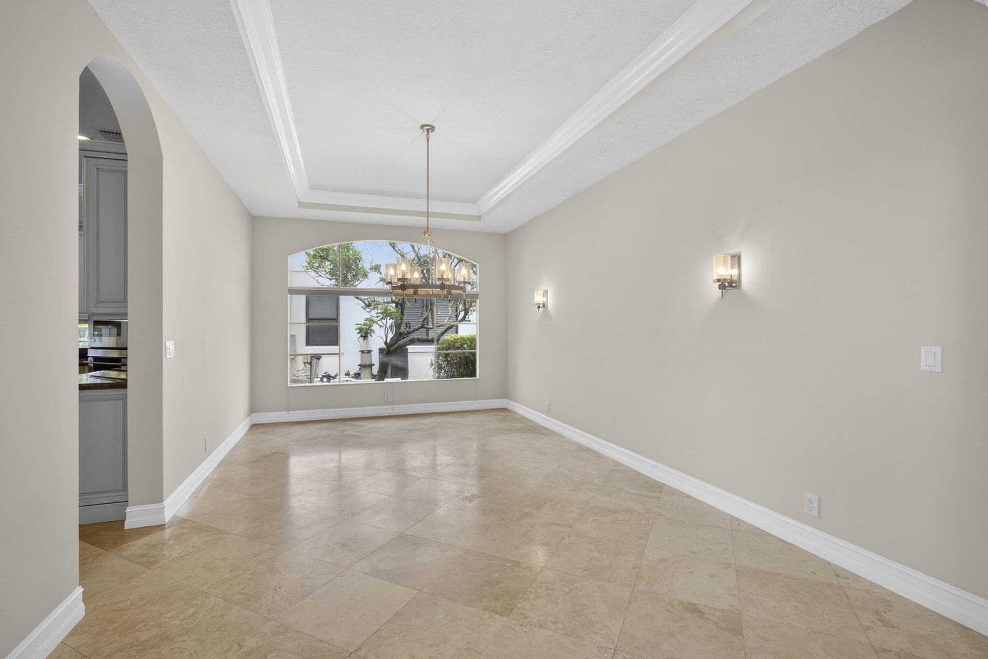 Residence photo 5