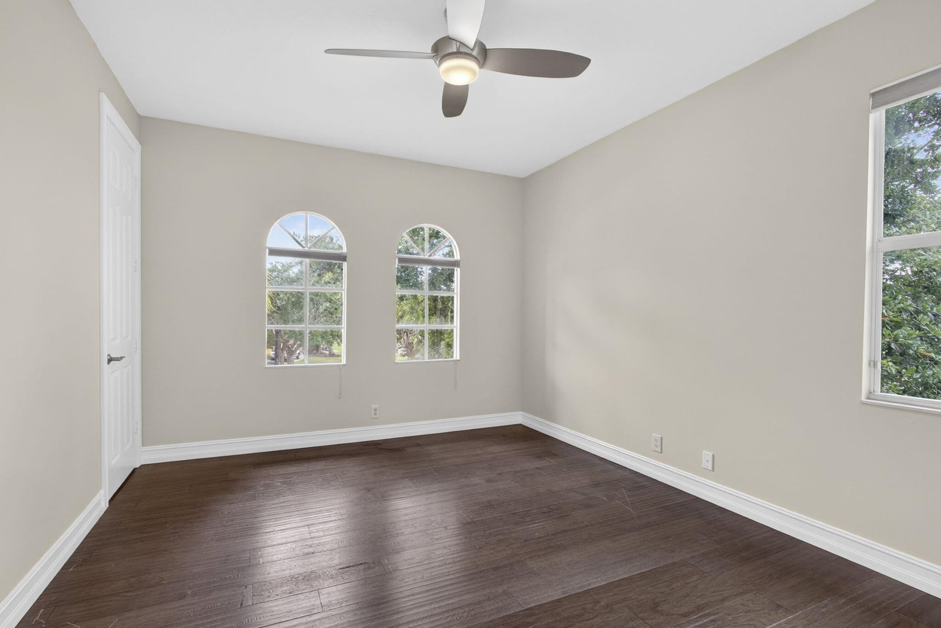 Residence photo 32
