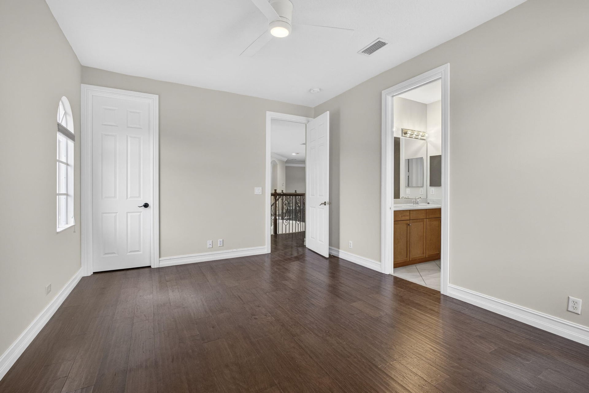Residence photo 36