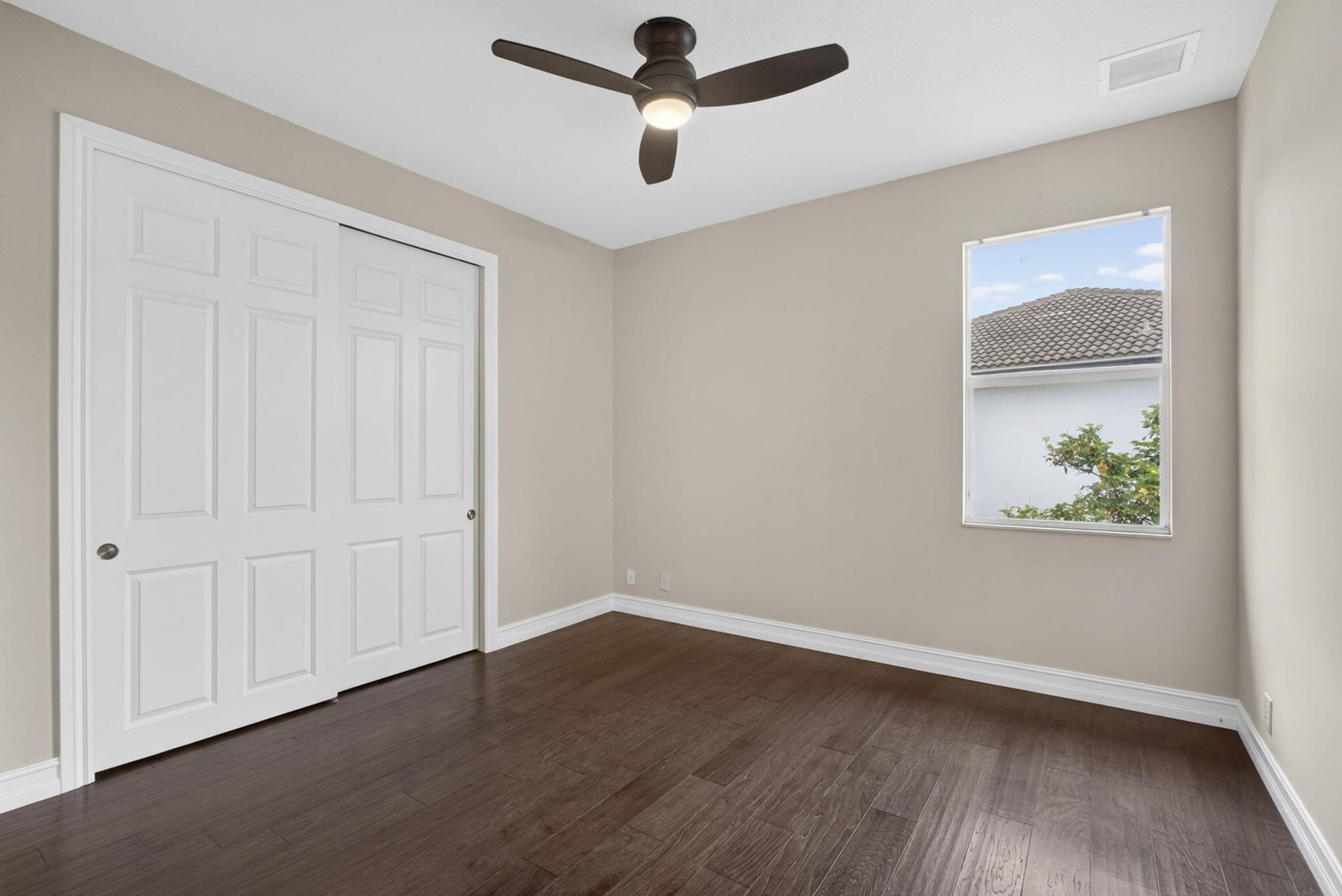 Residence photo 38
