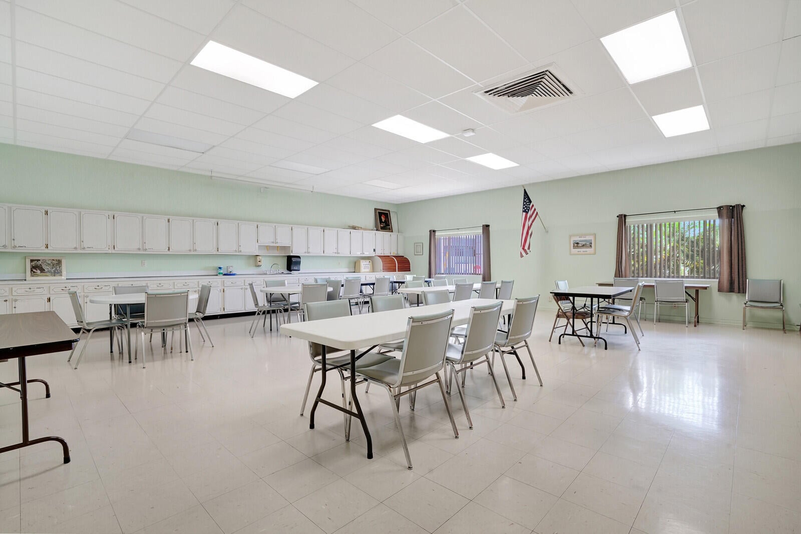 Unit 214 photo 23