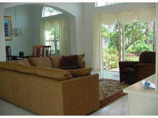 Residence photo 6