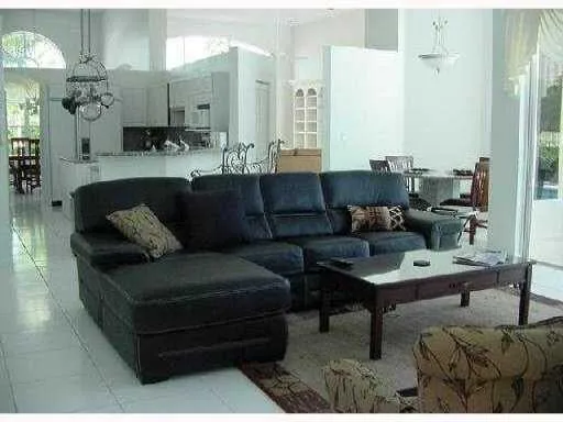 Residence photo 10