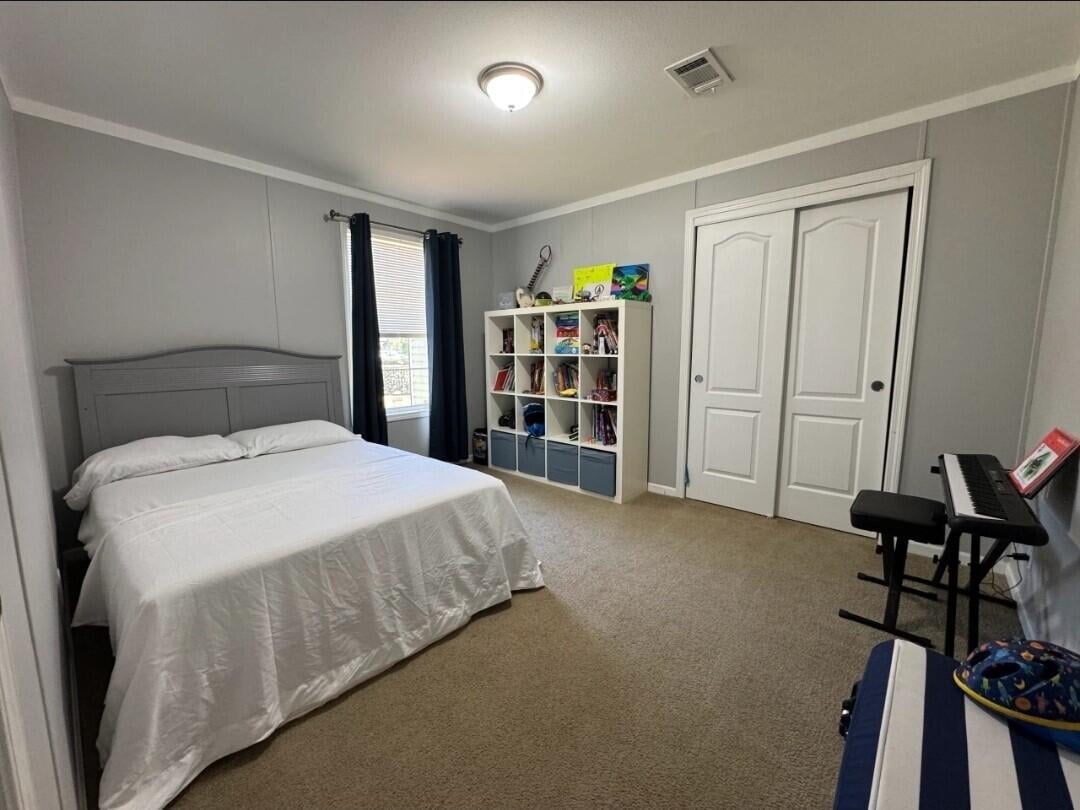 Unit 149 photo 10