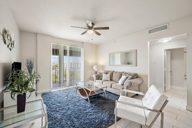 Pineapple Grove Village Condominiums Unit 2503 photo 9