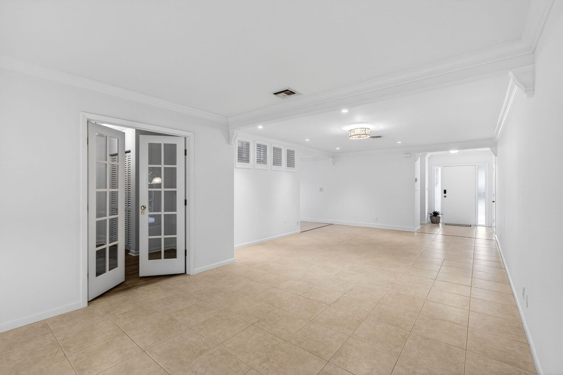 Residence photo 11