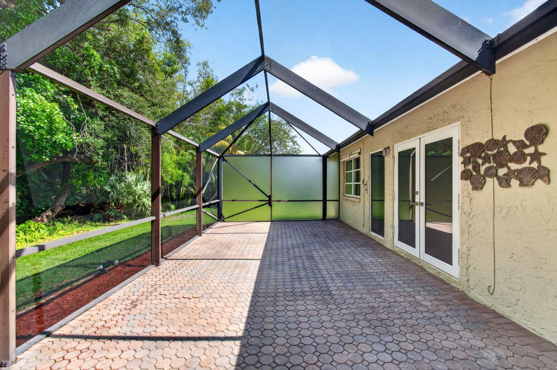 Residence photo 45