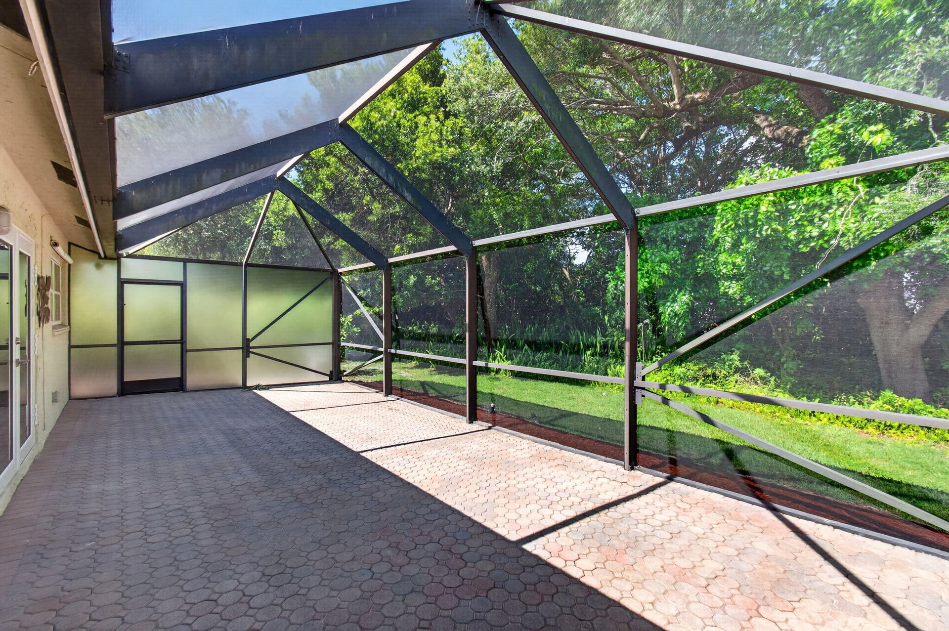 Residence photo 46