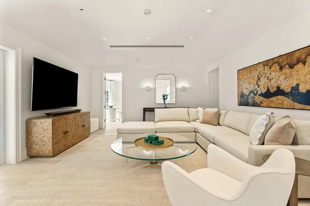 North End Palm Beach Residence photo 12