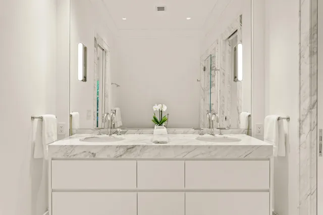 North End Palm Beach Residence photo 26