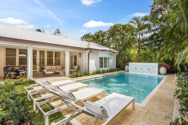 North End Palm Beach Residence photo 39