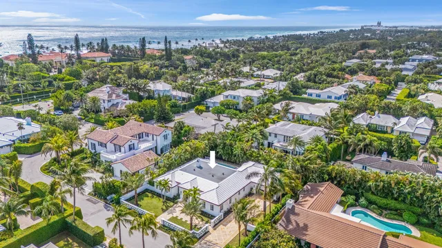 North End Palm Beach Residence photo 43