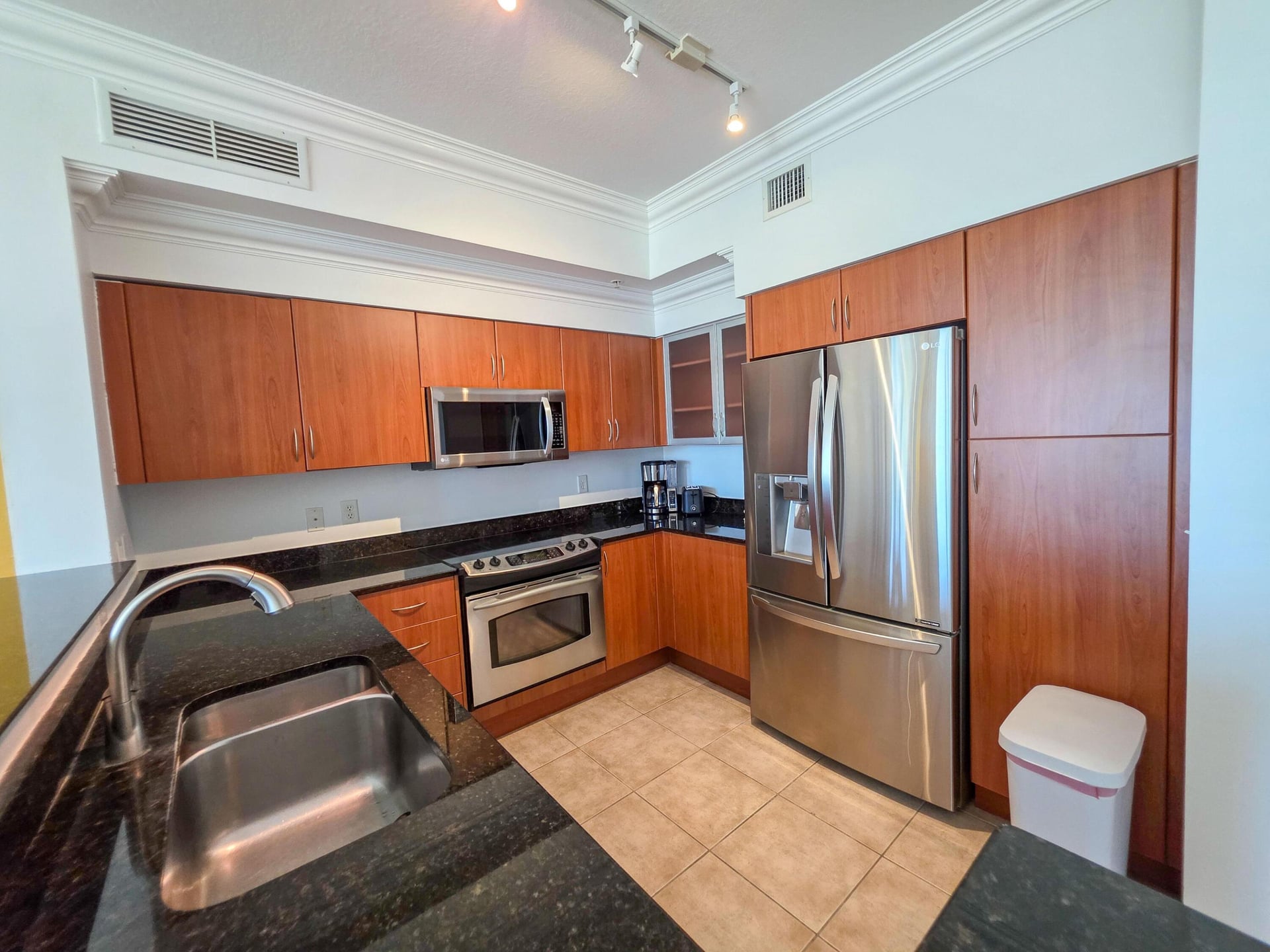 Windward Cove Lantana Unit 323 photo 12