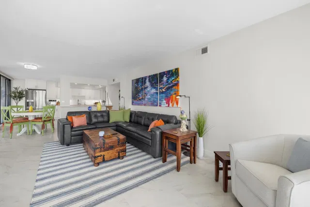 Singer Island Unit 1602 photo 11
