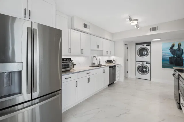 Singer Island Unit 1602 photo 14