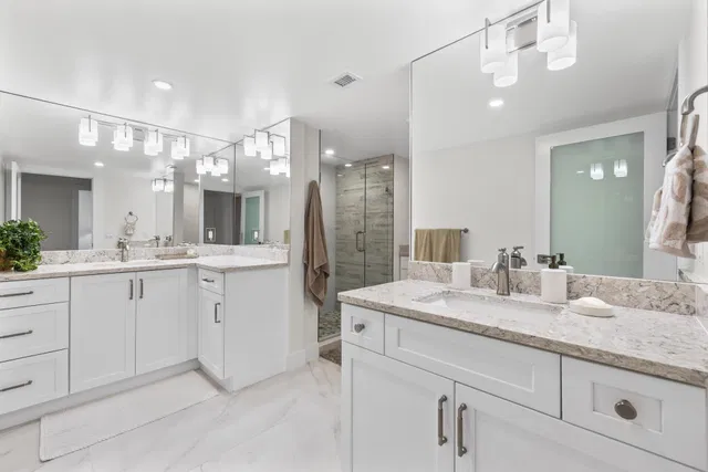 Singer Island Unit 1602 photo 18
