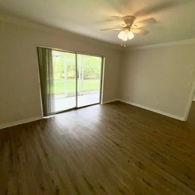 Unit Apt 10 - 102 photo 7