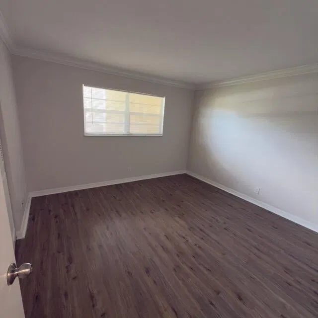 Unit Apt 10 - 102 photo 11