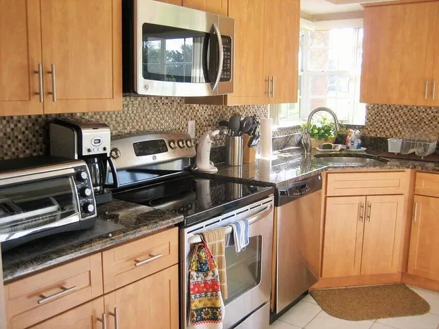 Unit 1401 photo 5