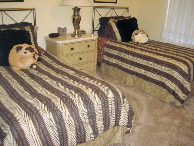 Unit 1401 photo 9