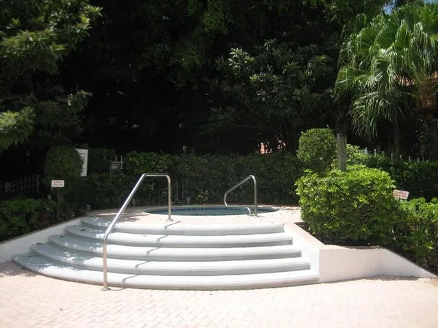 Unit 1401 photo 21