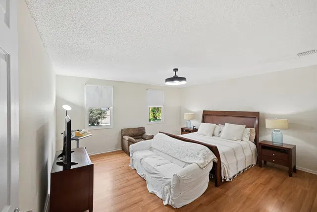 Residence photo 24