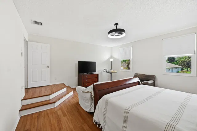 Residence photo 27