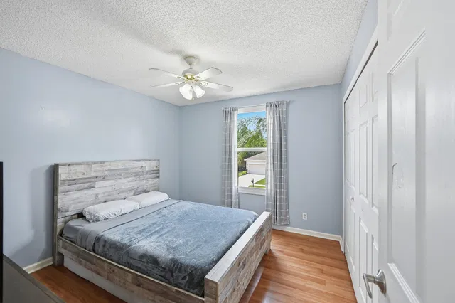 Residence photo 29