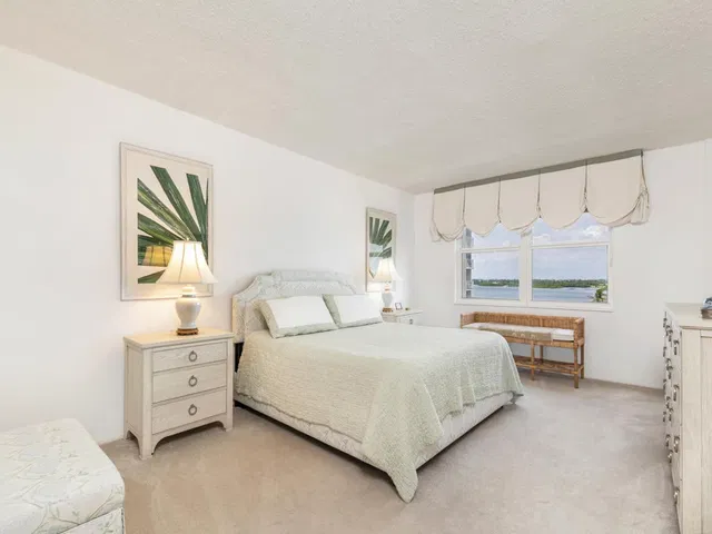 2295 S Ocean Palm Beach Unit 715 photo 14