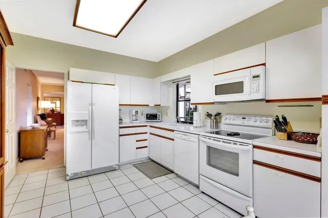 Jonathan's Landing Jupiter FL Unit 151 photo 9