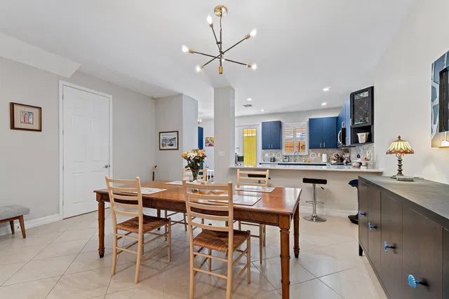 Canterbury Place Residence photo 14