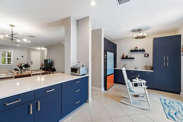 Canterbury Place Residence photo 21