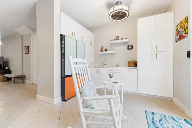 Canterbury Place Residence photo 53
