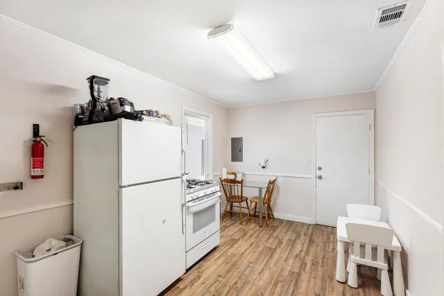  Residence photo 11