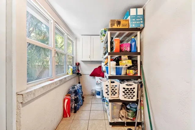  Residence photo 17