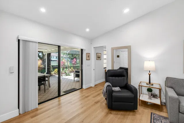 Residence photo 15