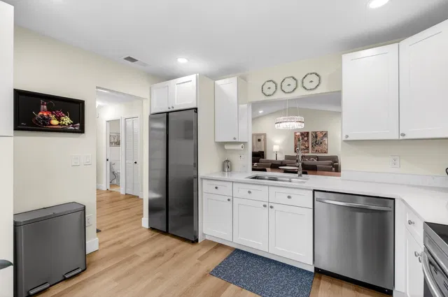 Residence photo 18