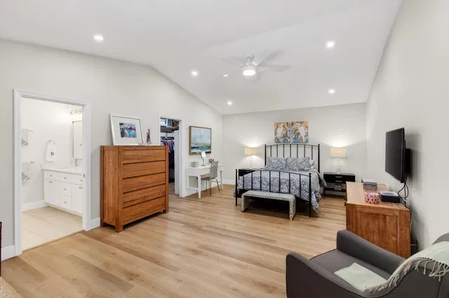 Residence photo 22