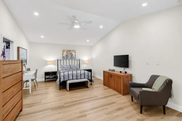 Residence photo 23