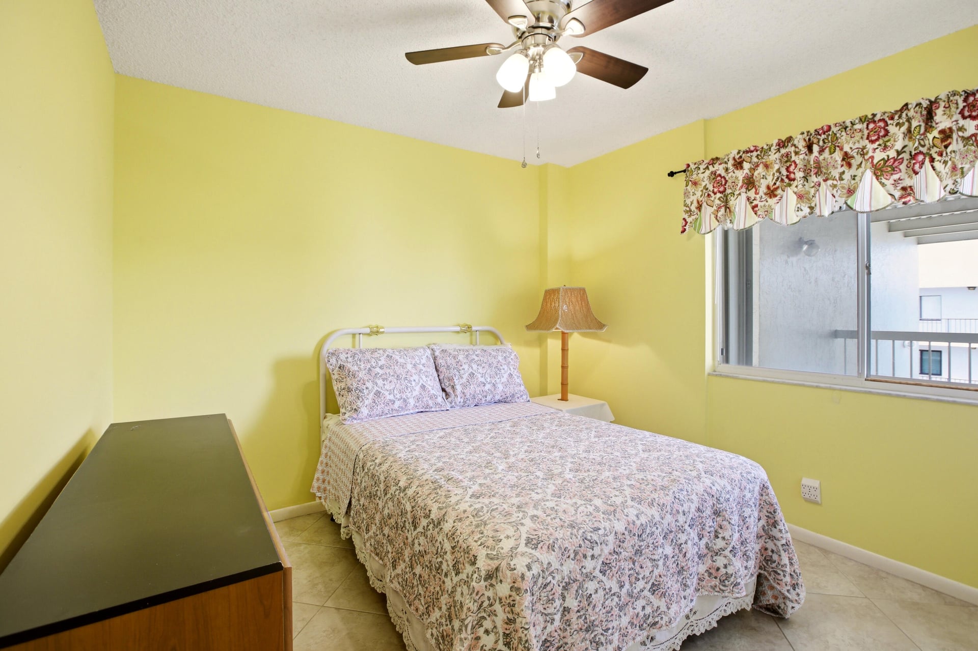 Unit 407 photo 18