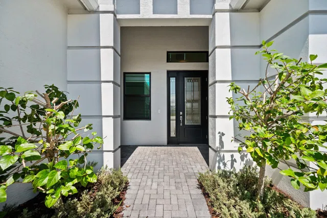 Residence photo 6