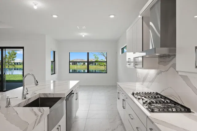 Residence photo 14