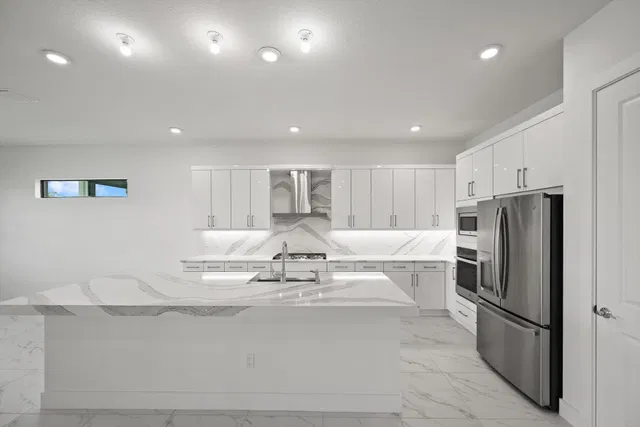 Residence photo 18