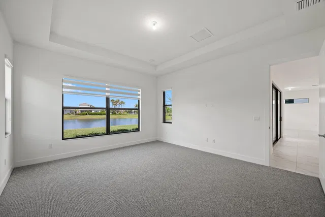 Residence photo 25