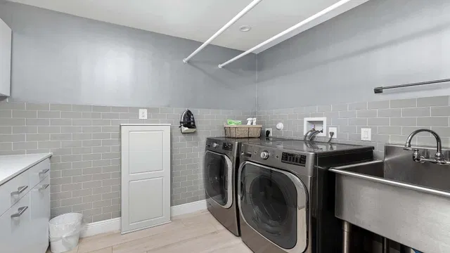 Residence photo 26