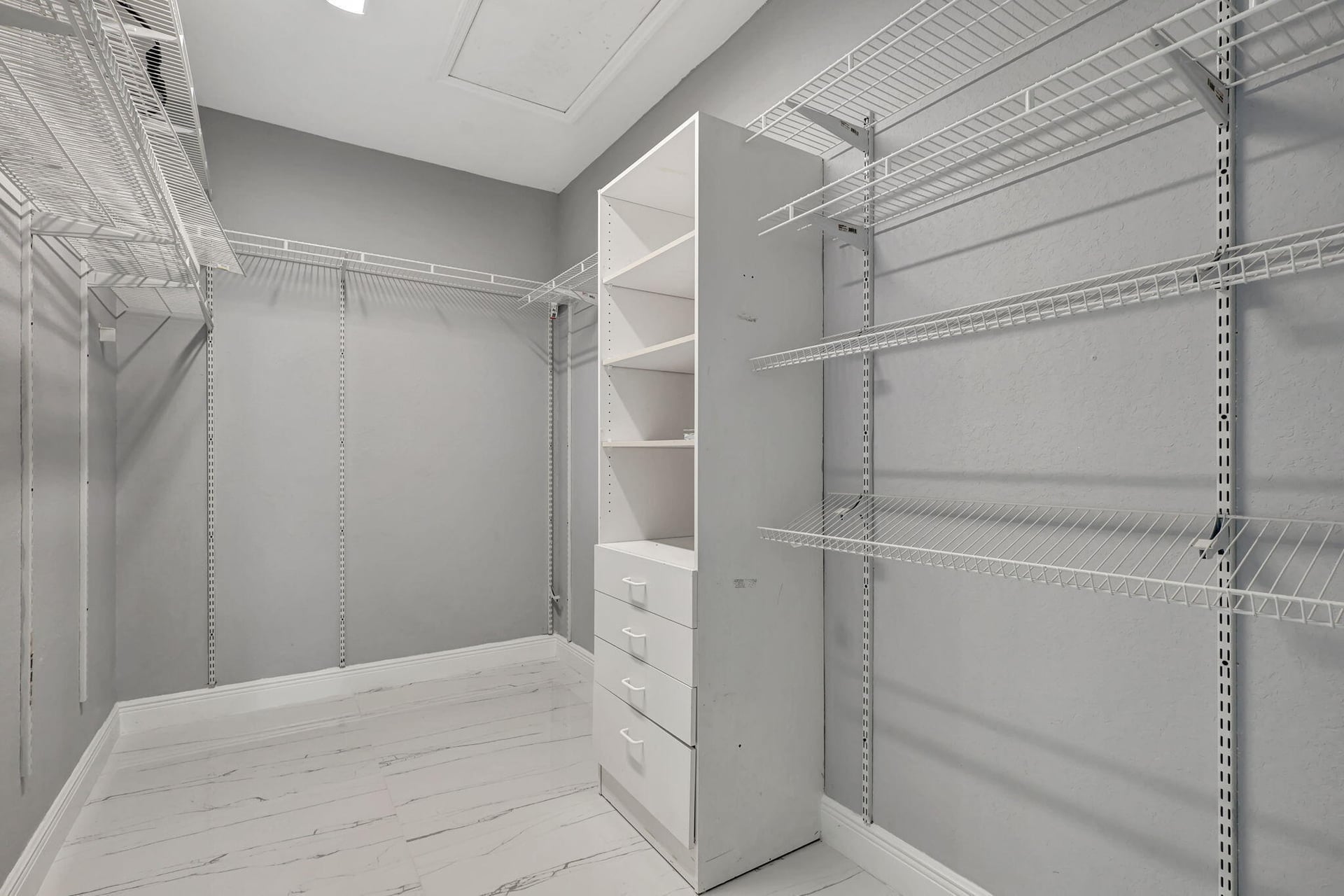 Residence photo 26