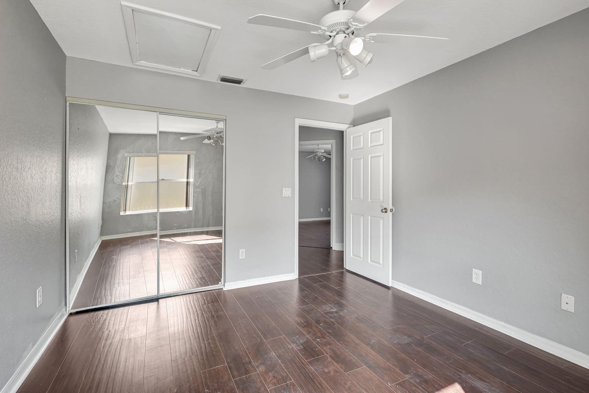 Residence photo 38
